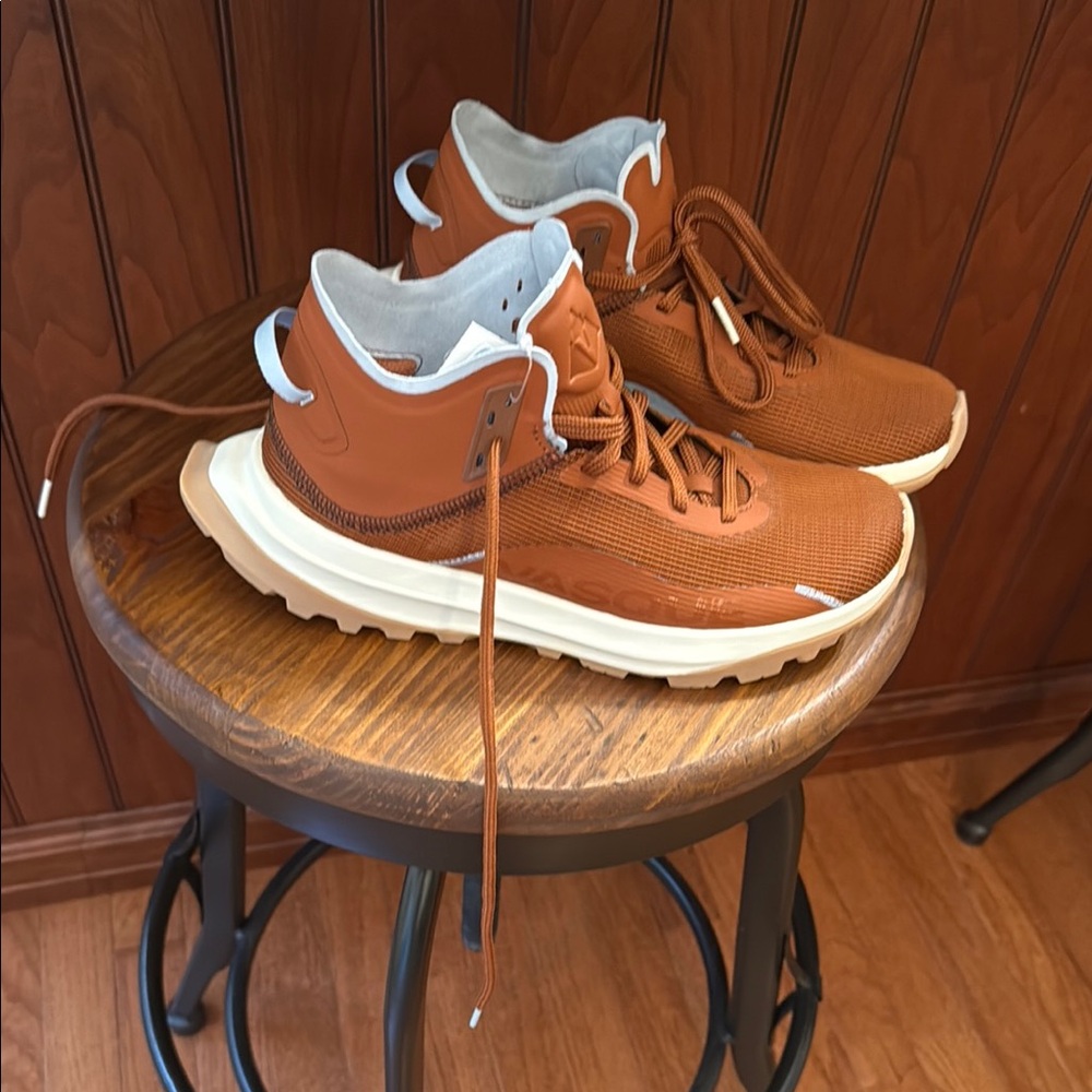 Vasque Freerider New hiking boots size 7